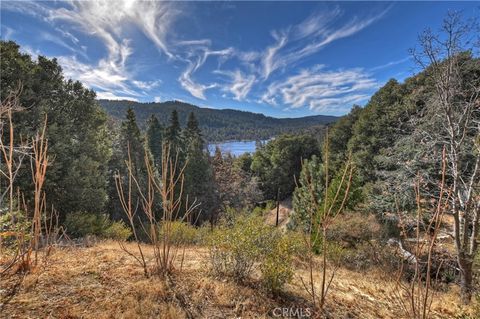 A home in Crestline