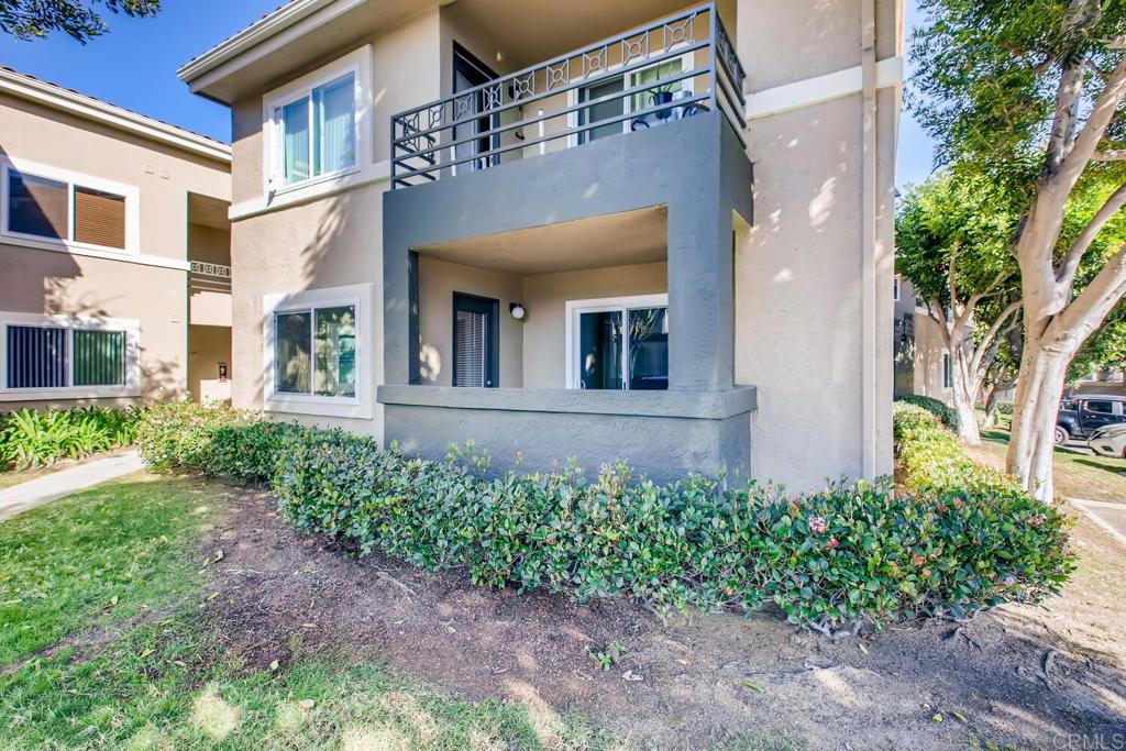 Just in time for Valentines Day! Your new home awaits in the HEART of UTC/La Jolla. Desirable end unit located in the park-like community of Verano. Beautifully updated throughout, kitchen features quartz countertops, shaker cabinets and complete set of premium stainless-steel appliances. Enjoy updated bathrooms, an open and spacious layout with recessed lighting, crown molding, new luxury vinyl tile, fresh paint and interior laundry with full size washer/dryer. Abundant Community amenities include saltwater pools, spas, sauna, gym, internet café, outdoor BBQ areas, open grassy areas and secure gated parking with 2 parking spaces. Prime location close to UCSD, entertainment, dining, shopping, beaches, hiking, biking and transportation including the upcoming UCSD monorail.