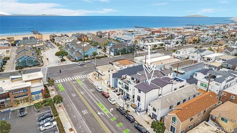 215 32nd Street Newport Beach CA 92663