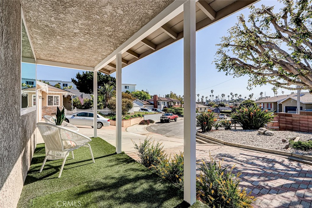 2219 Margaret Court