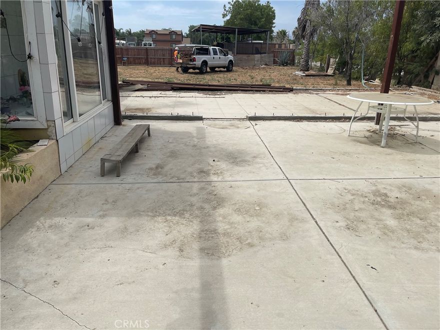There are 6 lots each $110,000 ideal for for Mobil home the surrounding residential home appraised at $450,000 to $500,000 the lots surrounding by fruit and palms trees and they are gated and has been surveyed.