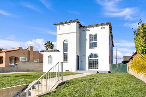 2207 W 78th Street Inglewood CA 90305