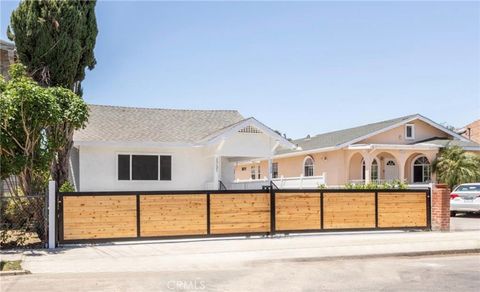 1731 S New England Street Los Angeles CA 90006
