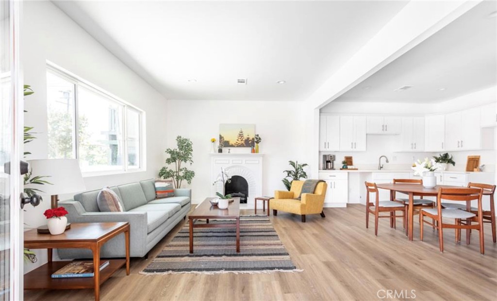 Properties 2 1731 S New England Street