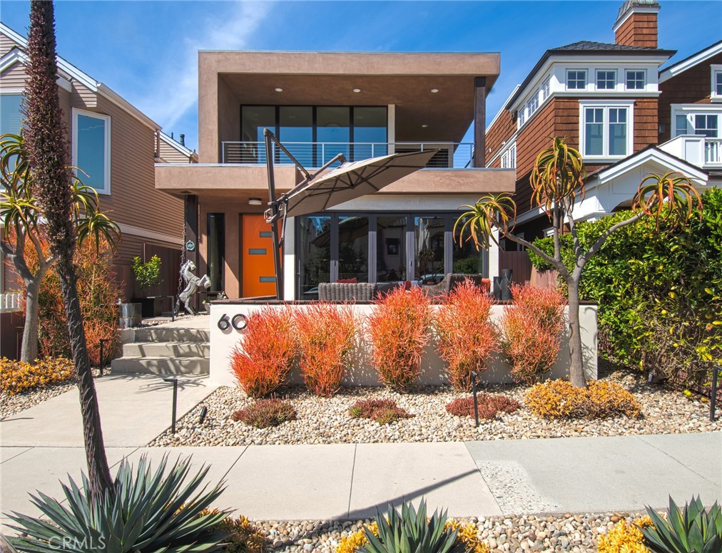 Corona del Mar North of PCH (CNHW) - Residential