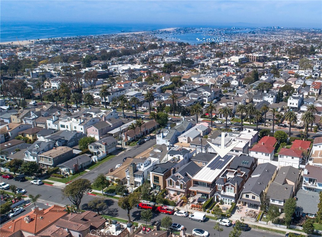 Corona del Mar North of PCH (CNHW) - Residential