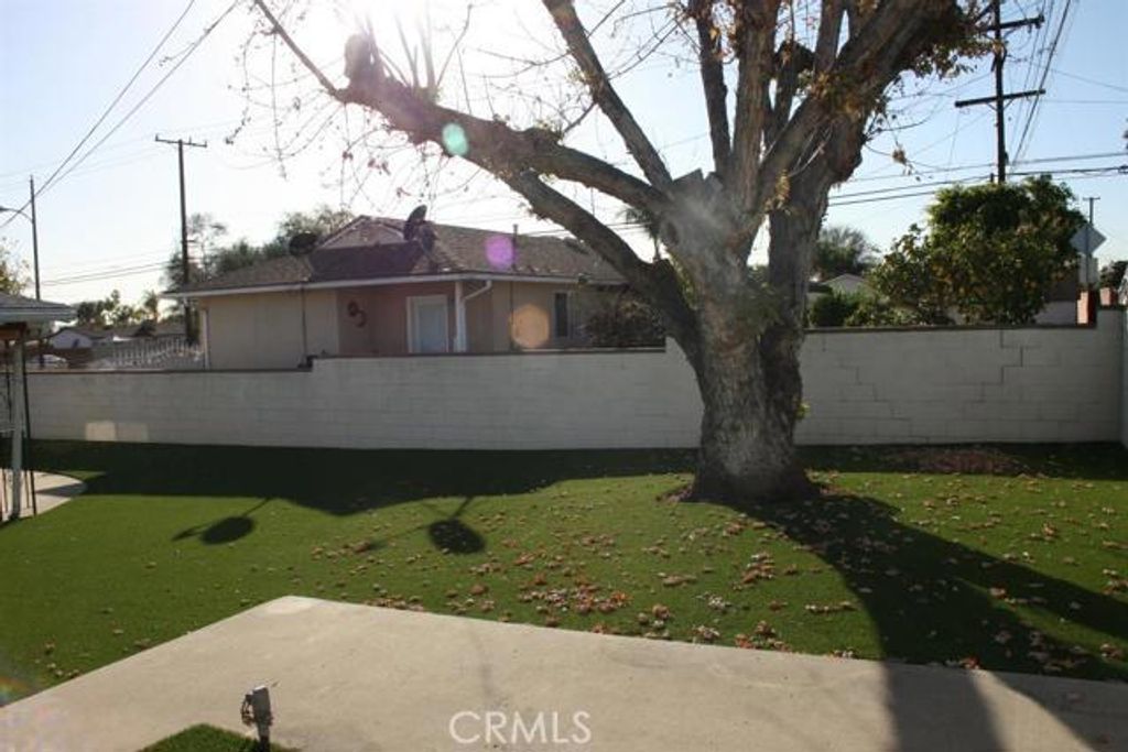 listing image 130723439254629013233