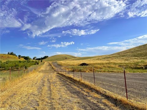 Tiny photo for 0 E Hwy 41, Templeton, CA 93465 (MLS # HD23206785)
