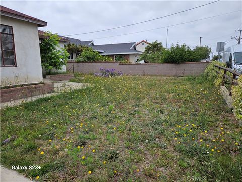 A home in Lomita