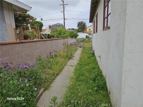 A home in Lomita