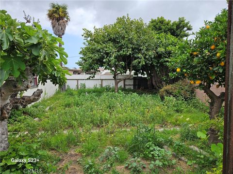 A home in Lomita