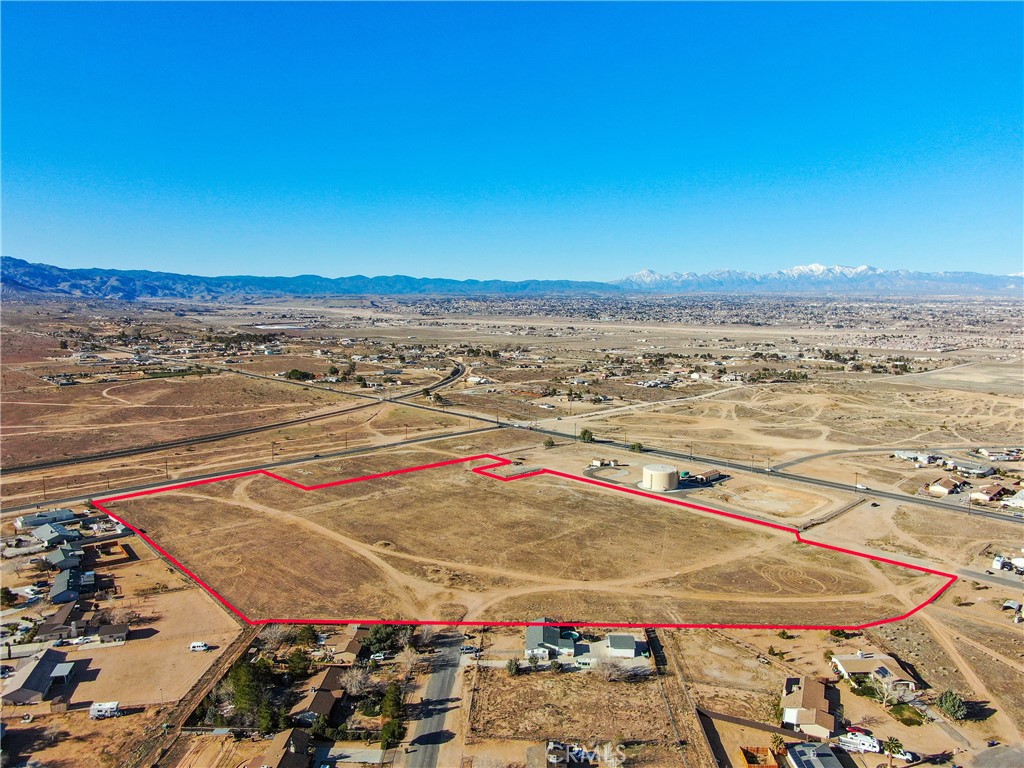 Tussing Ranch Estate (TTM 17955) Approved 21 tentative residential equestrian lots, ranging in size from 18,000 to 27,000 sf each.
Please check with Town of Apple Valley.