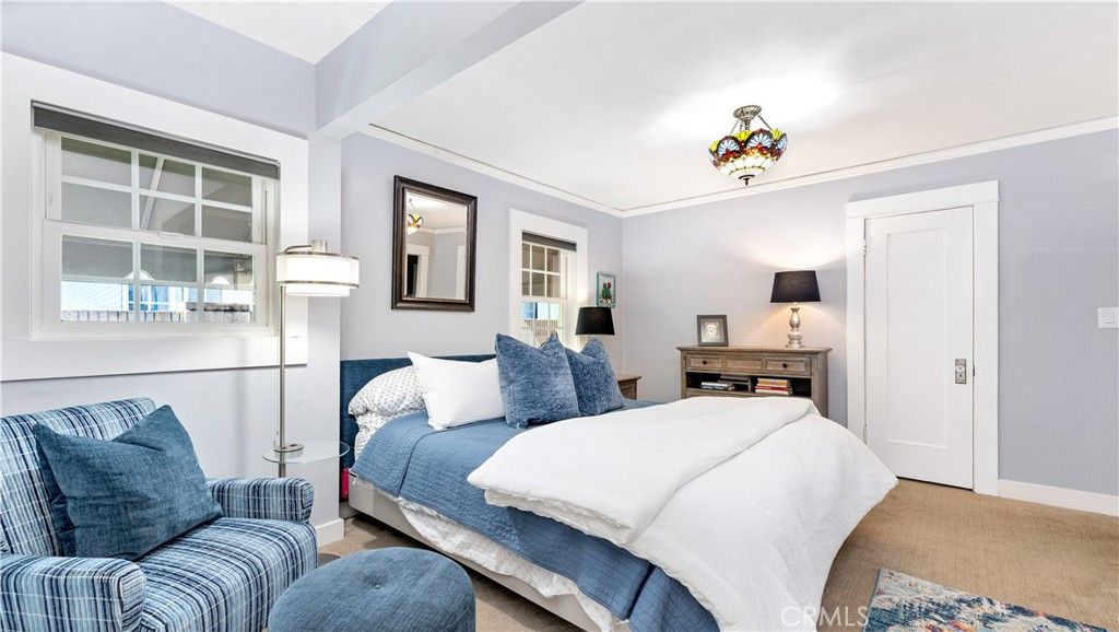 listing image 130724235832754866514