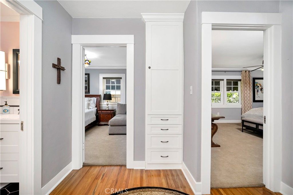 listing image 130722485992325344779