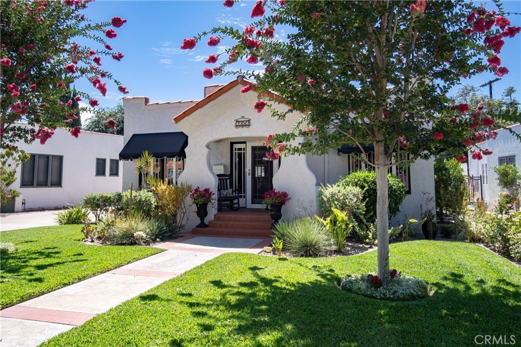 listing image 130729371105313120135