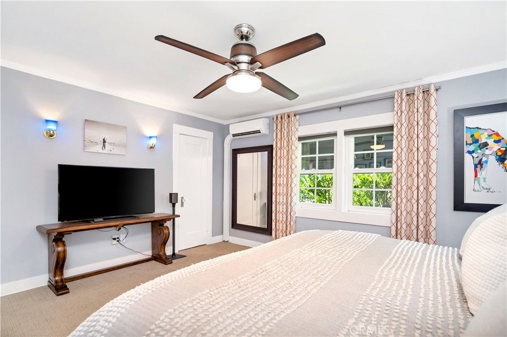 listing image 130722799697969751857