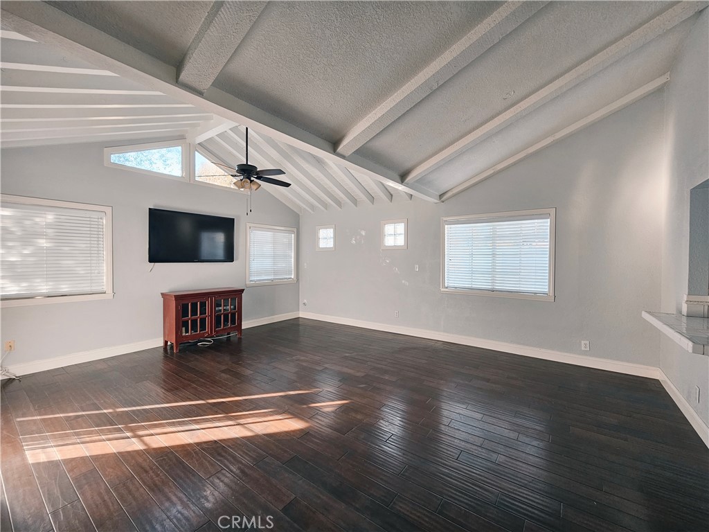 La Cuesta (LACU) - Residential Lease