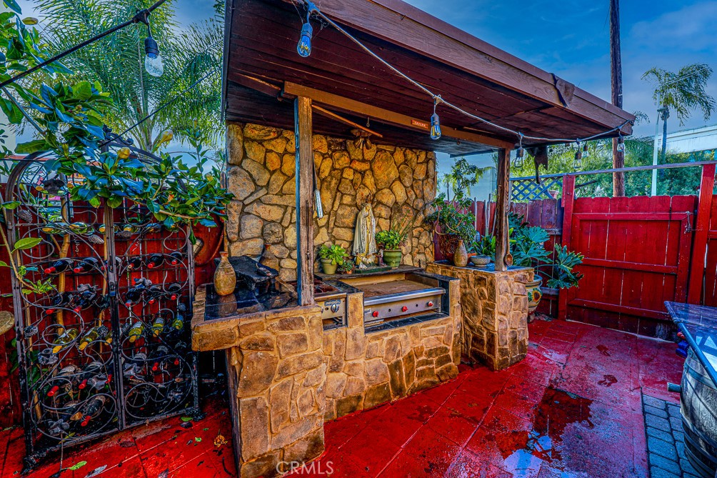 Photo 4 of 16 of 8616 Serapis Avenue house
