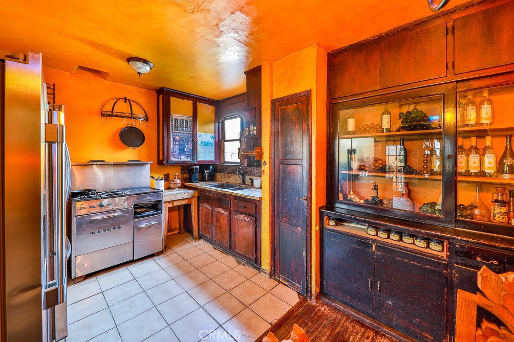 Photo 8 of 16 of 8616 Serapis Avenue house