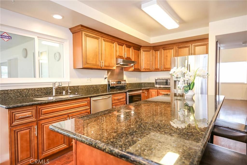 listing image 130725066795702177164