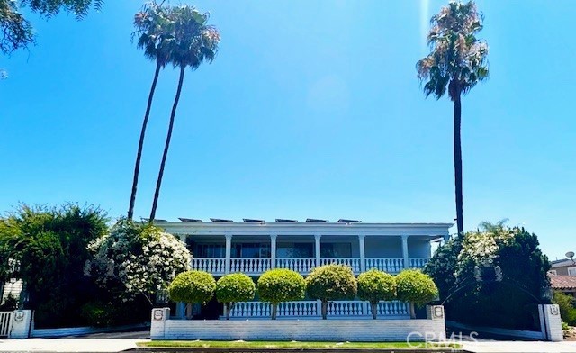 730 Santiago Avenue