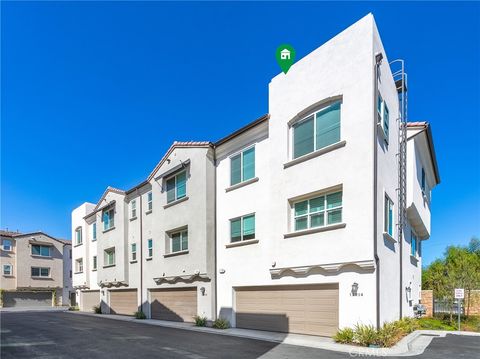 A home in La Mirada