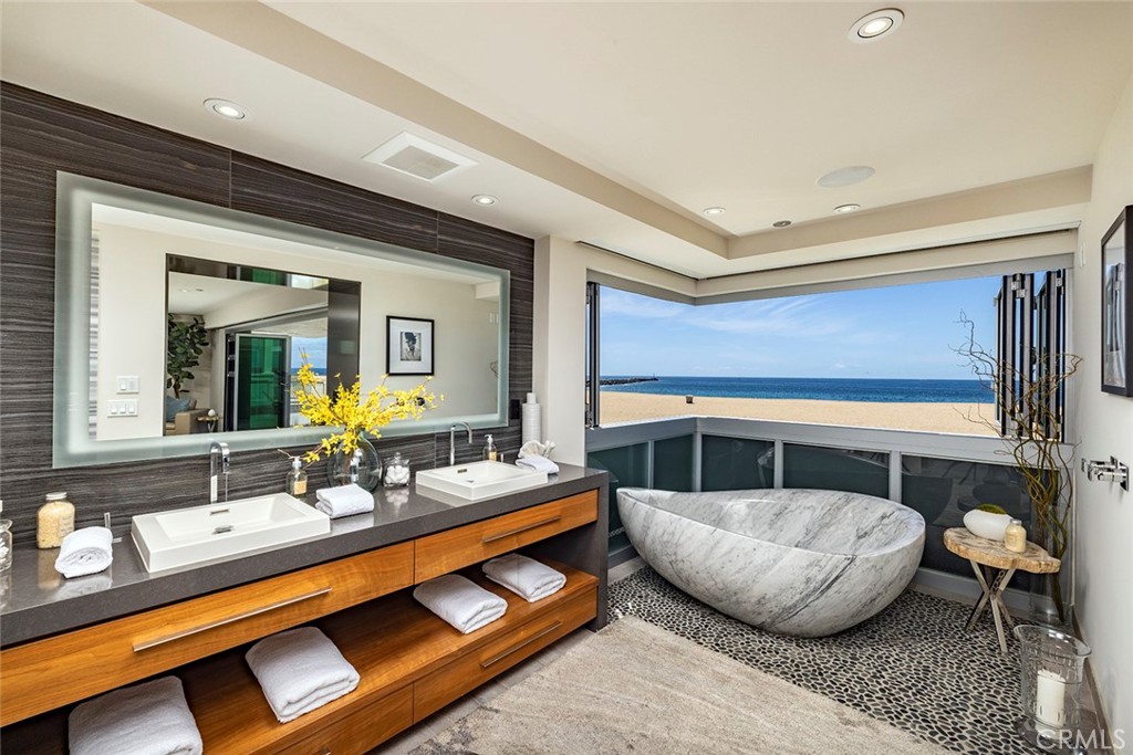 Balboa Peninsula Point (BLPP) - Residential