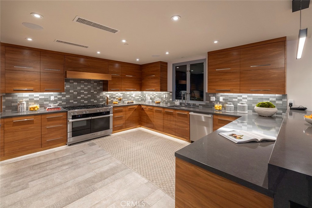 Balboa Peninsula Point (BLPP) - Residential