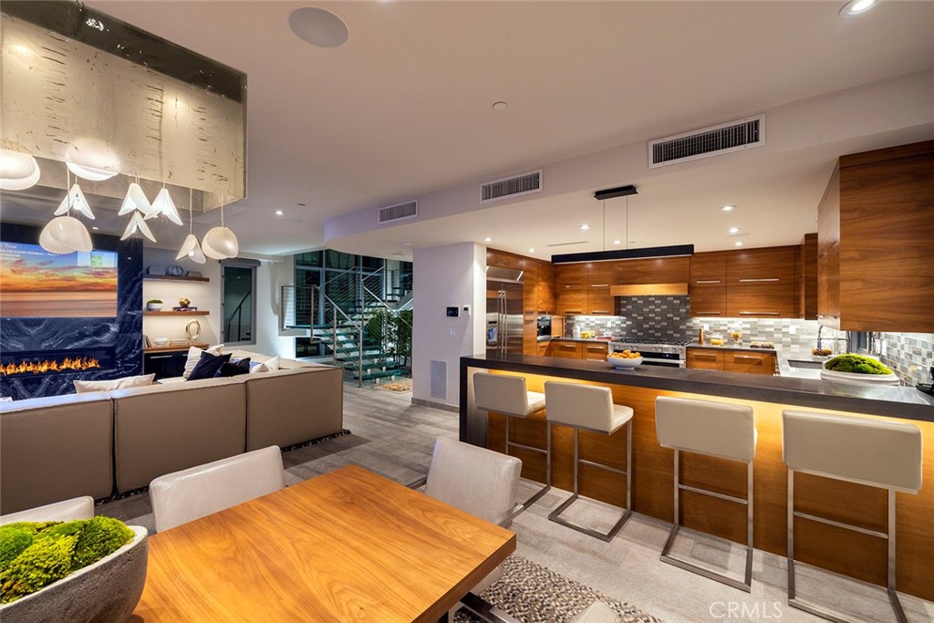 Balboa Peninsula Point (BLPP) - Residential