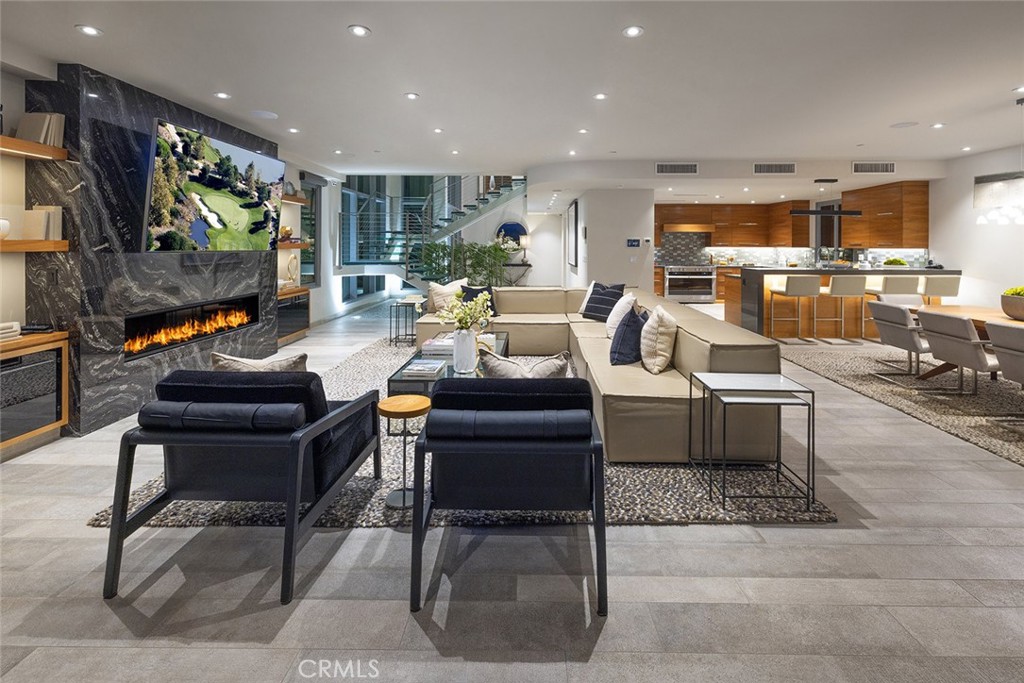 Balboa Peninsula Point (BLPP) - Residential