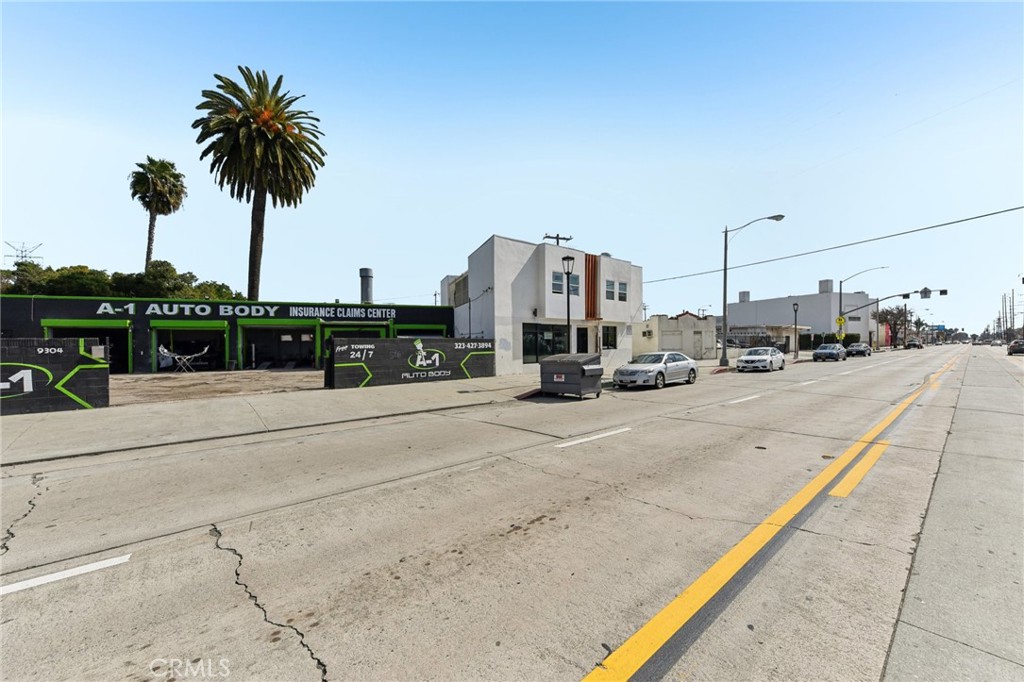 9320 Long Beach Boulevard