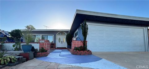 A home in El Monte