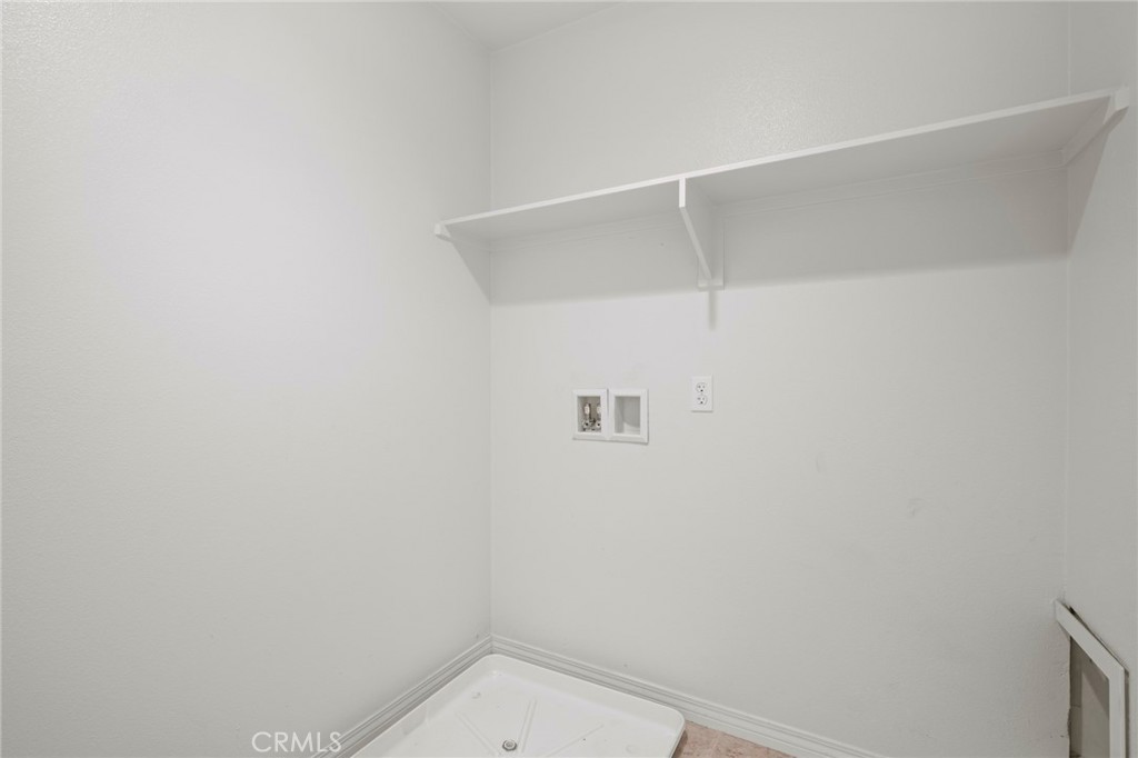 Photo 22 of 36 of 1601 W Walnut Street 59 townhome