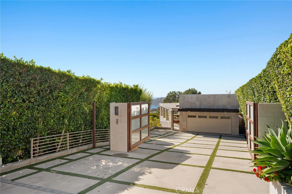 382 Ledroit Street