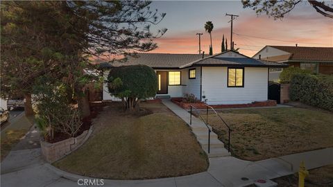 A home in La Mirada