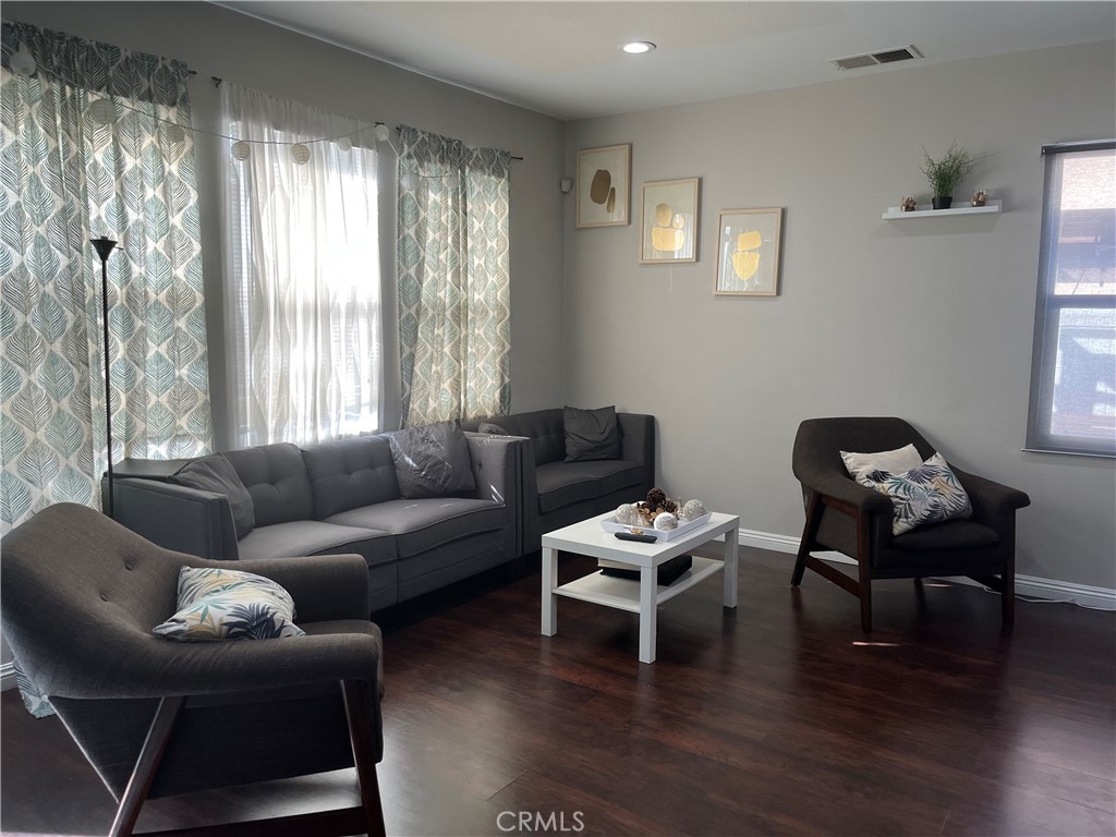 Photo 3 of 15 of 3836 Akina Avenue house