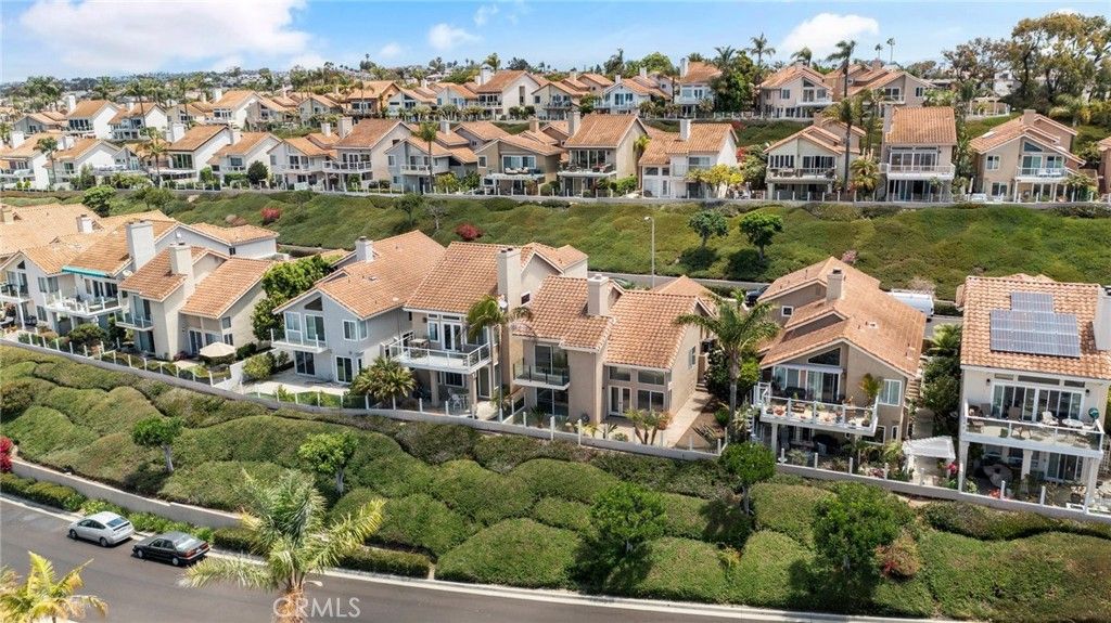 listing image 130722529338957362452