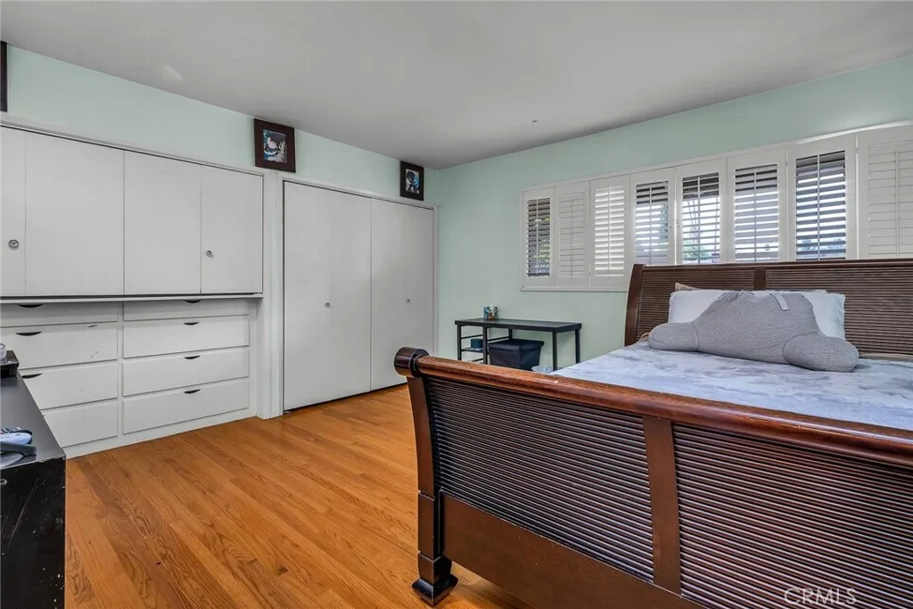 Tarzana, California 91356, United States, 4 Bedrooms Bedrooms, ,3 BathroomsBathrooms,Residential,Active,35371