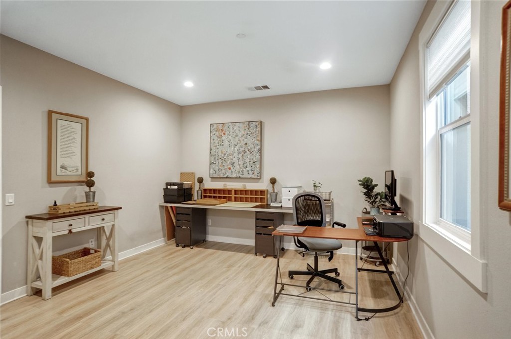 645 W Foothill Boulevard 7