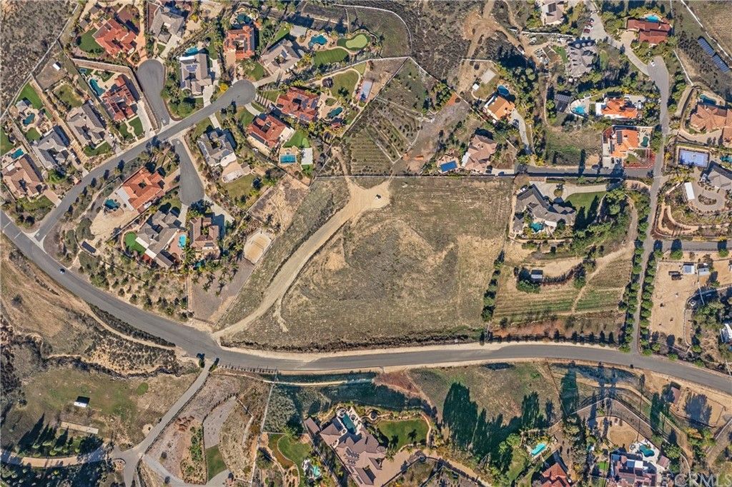 listing image 130729138815250305039