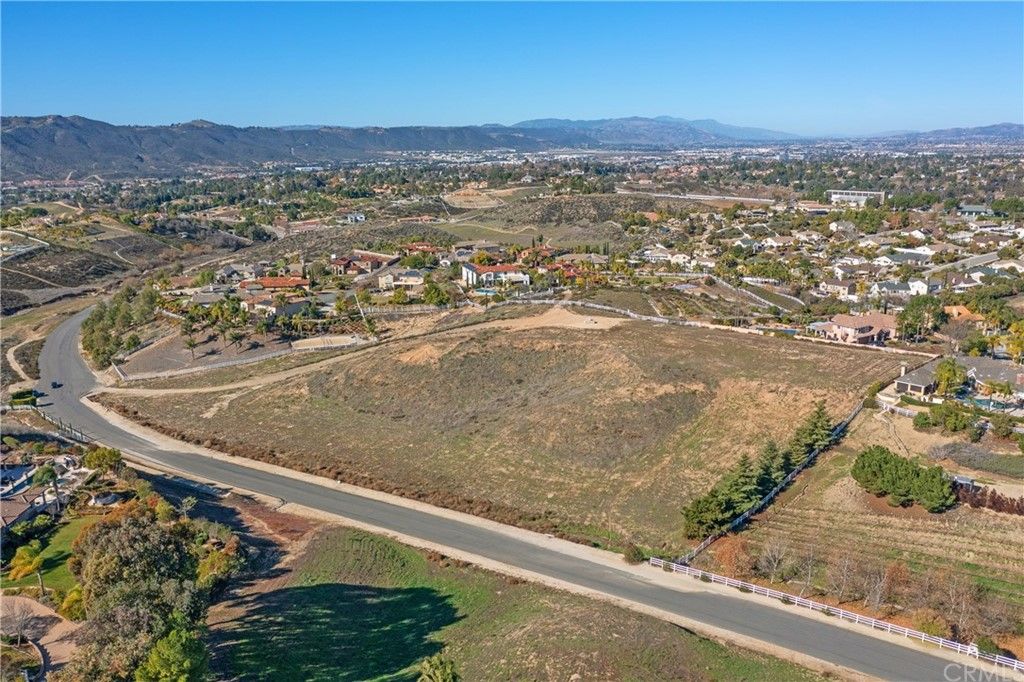 listing image 130723814948430032514