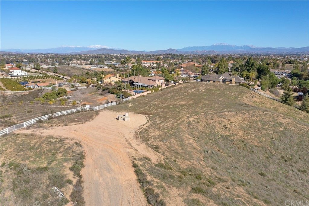 listing image 130724985532951773957