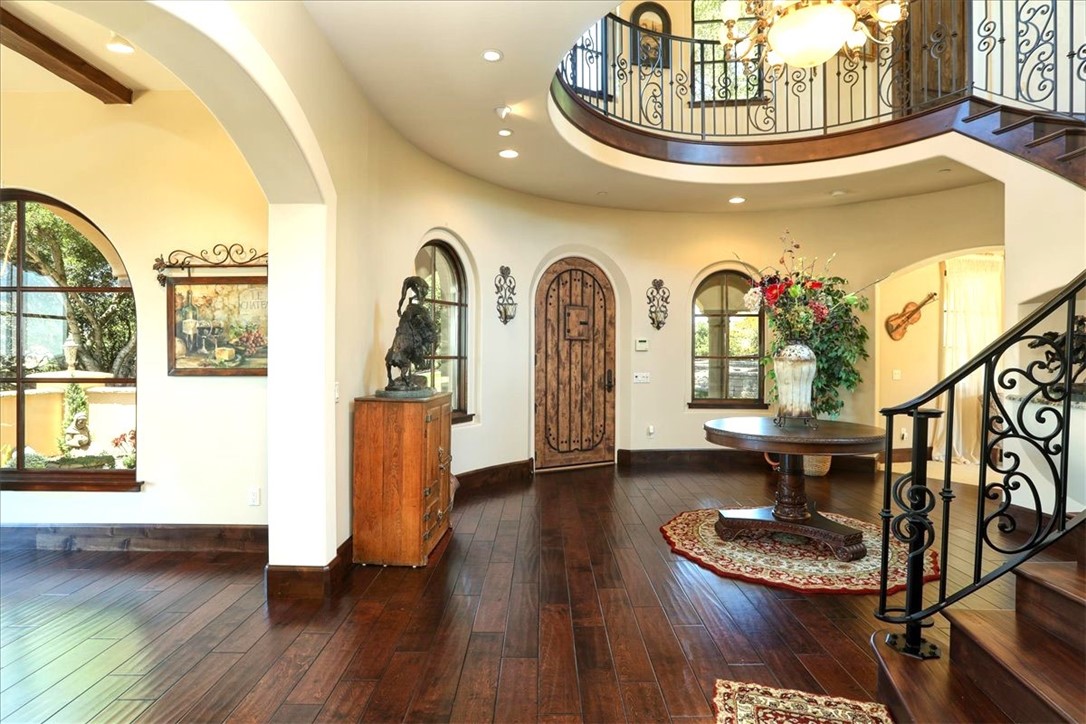 775 Avenida Alcola