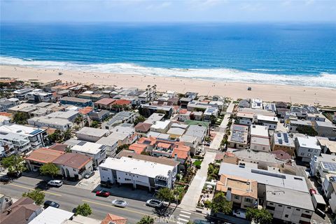 A home in Manhattan Beach