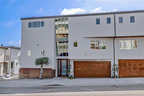 A home in Manhattan Beach