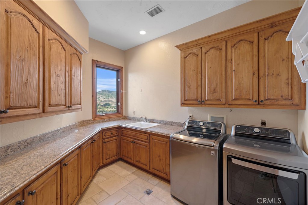 Hilltop (HT) - Residential