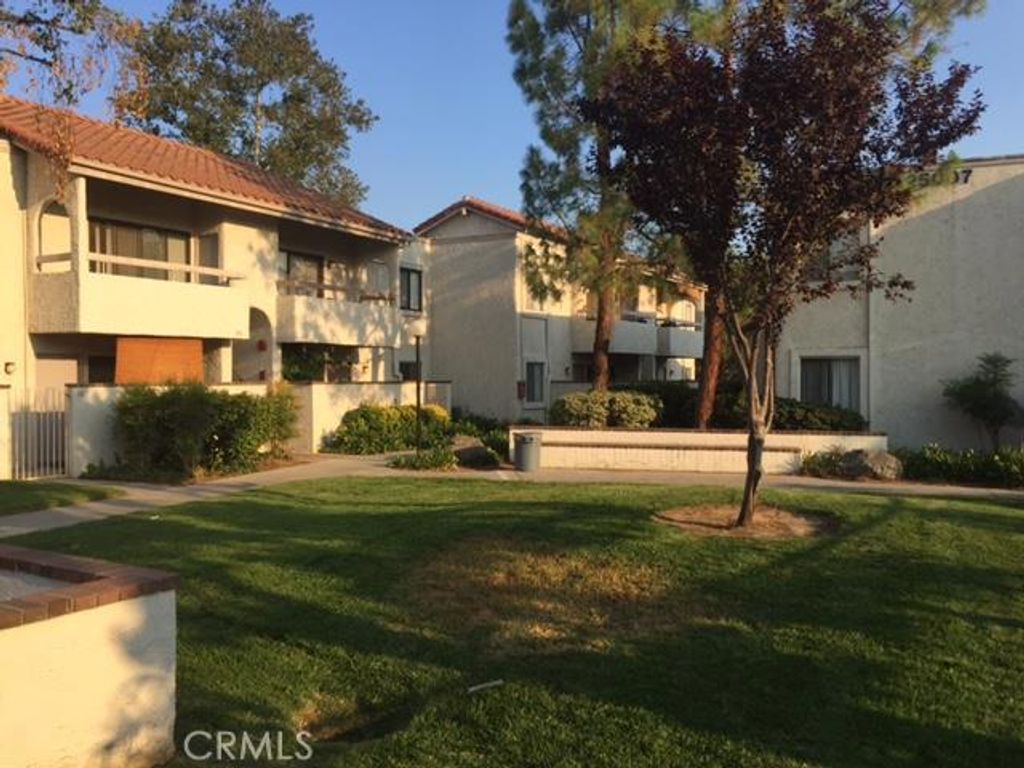 listing image 130720139255319843742