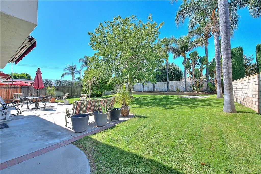 listing image 130725980267629030249
