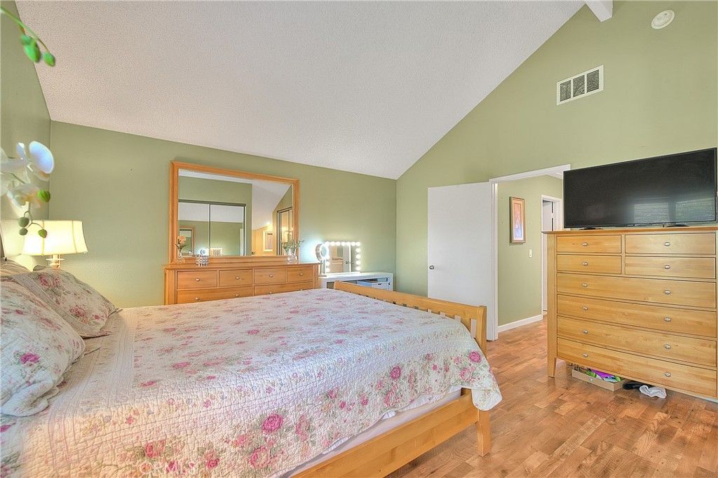 listing image 130727364708435948751