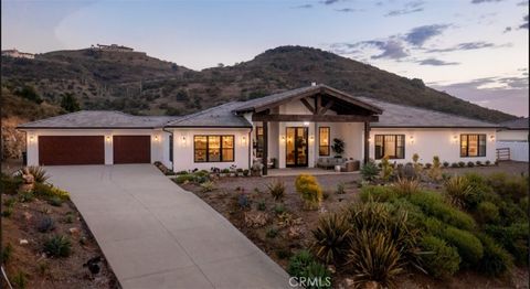 3325 Sagewood Hills Road Vista CA 92084